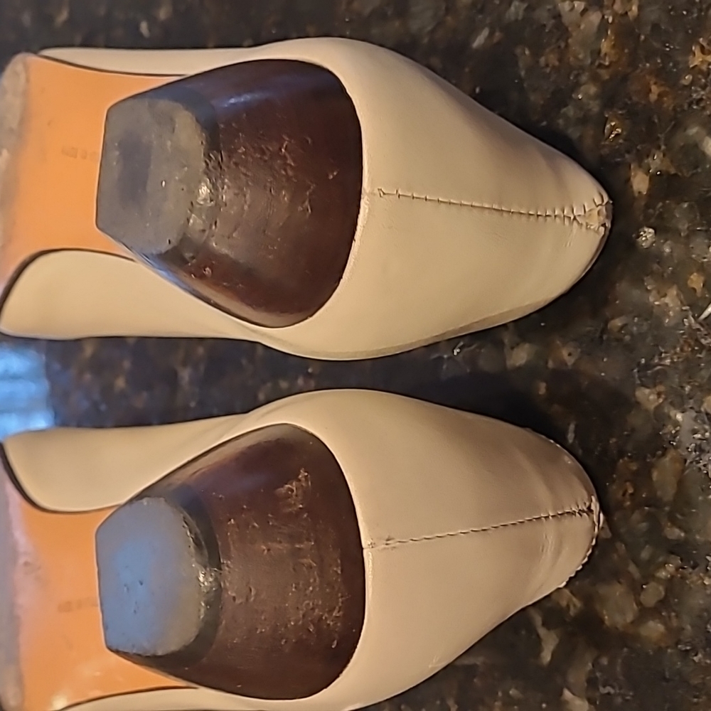 Vintage Salvatore Ferragamo 7.5AA Vera Bow - Picture 16 of 16